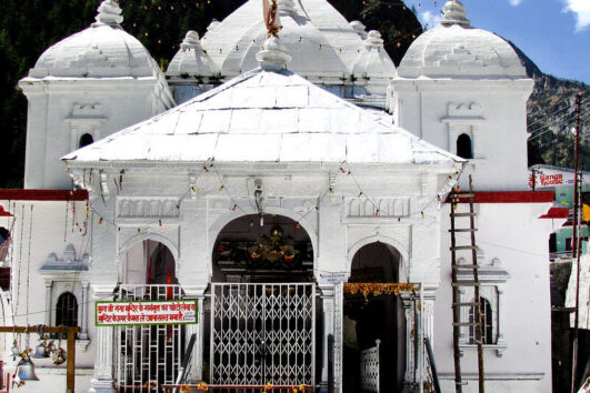 DELHI-GANGOTRI TOUR